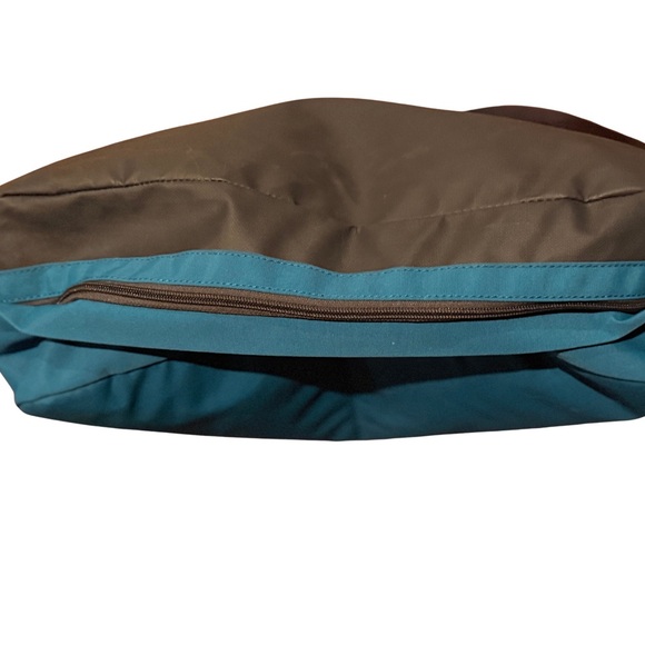 Evrgrn Grounded Cushion Teal/Charcoal Bean Bag Seat Portable Camping Chair - Picture 2 of 5
